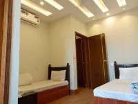 8 Rawal Inn