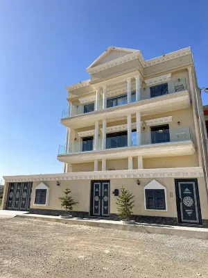 Luxury 3 Bedrooms Apartment Sea View Hotels in 