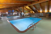 AmericInn by Wyndham Chippewa Falls - Pools