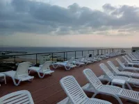 Duplex in Siwar,2 Minutes from Hotel le Royal,1 Bedroom, Pool,Generator Included Hotels in Zouq Mosbeh