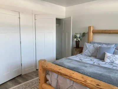 New, Beautiful, and Clean!  One bedroom, one bath with 500 square feet of space!