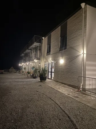 Hotell Hanöhus Hällevik Отели в г. Сёльвесборг