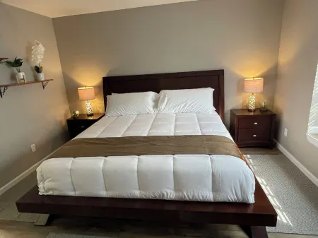 2-bedroom condo in fabulous Branson NEWLY REMODELED Отели рядом с достопримечательностью «TITANIC Museum Attraction»