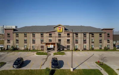 My Place Hotel-East Moline/Quad Cities, IL Hotel di 