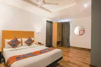 FabExpress PP Residency Hotels in North Delhi