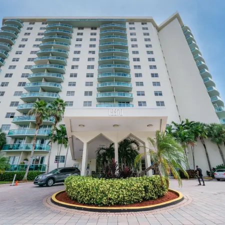 Luxury Miami Beach Condos