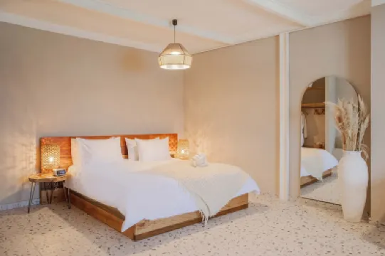 Yam Suites Hôtels à : 