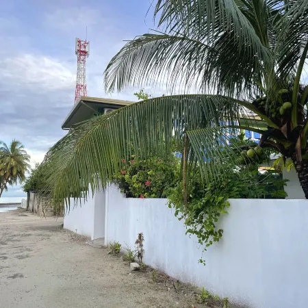 Calm Beach Inn