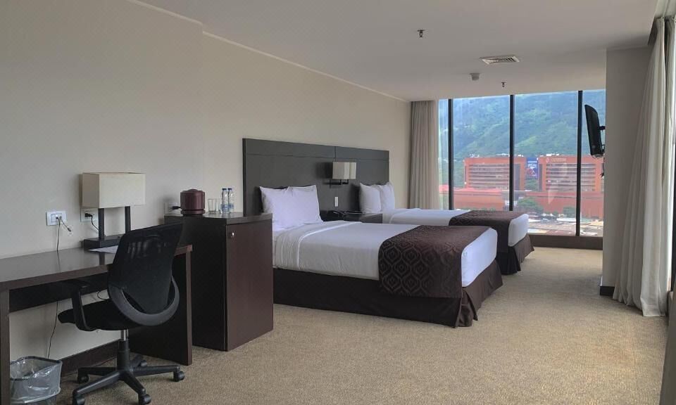 Hotel Chacao Suites Room