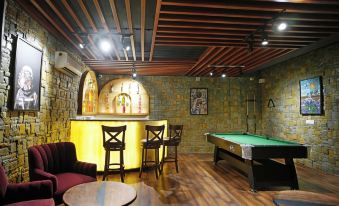 Samsara Luxury Cottages & Spa, Chail Hills