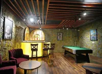 Samsara Luxury Cottages & Spa, Chail Hills