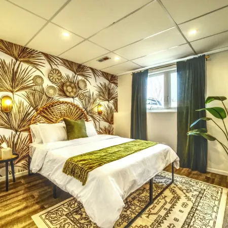 Willmar Jungle Safari Retreat! Отели в г. Уилмар