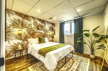 Willmar Jungle Safari Retreat! Отели в г. Уилмар