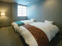 Métisse Stay Hotels in Tonami