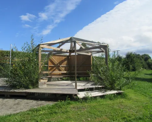 Cabin fully equipped, comfortable, quiet, in the Bay of Mont Saint-Michel Hotels in Avranches