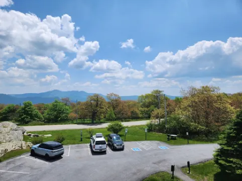 Retreat to the Grand View Suite in Beech Mnt/ Pinnacle/Pool/3rd Floor