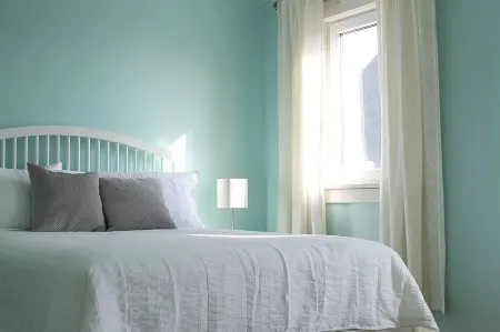 Modern Apartment in the Heart of Baddeck Отели в г. Баддек