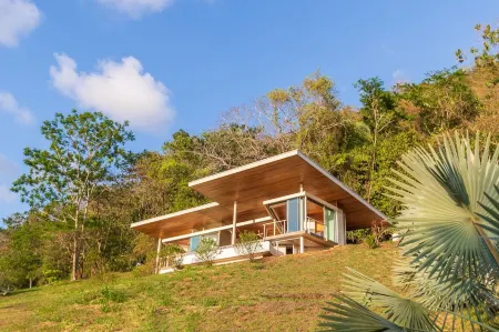 Its all about the view.  (We absorb the 13.5% VAT tax) Отели в г. Нандаюре