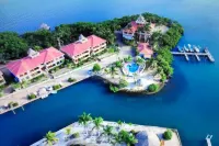 GOLD STANDARD - Caribbean, Lagoon & Mtn views,  2BR/2BA, walk to village