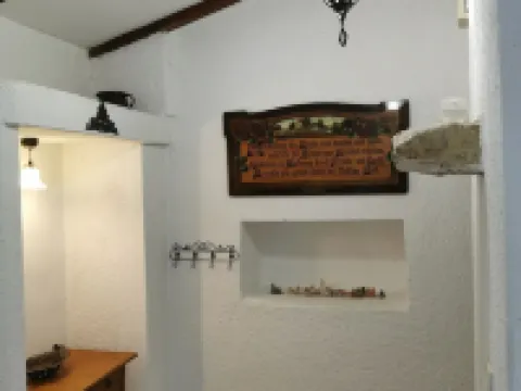 Old farmhouse in the heart of the 'Slovenian Tuscany' Hotels in Koper