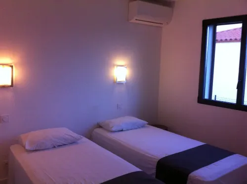 VILLA T4 75 m2 QUIET MODERN WITH GARDEN NEAR THE SEA