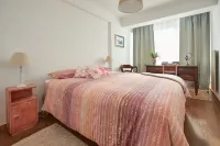 SEVEN GUEST HOUSE, a departing point to visit Lisbon and Sintra Hotels in Amadora