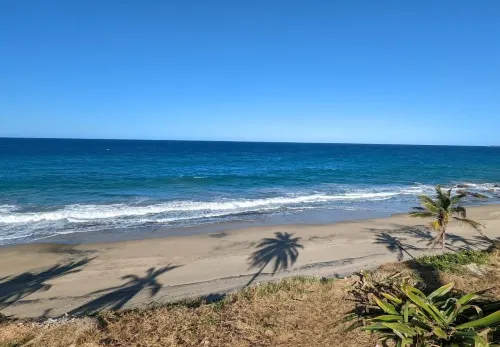 Luxury Ocean Front Apartment for a Getaway