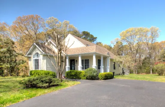 Cape May Rose - Quiet Convenient Location Sleeps 10