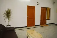 2-bedroom Villa/  Apartment/ Homestay in Chennai with WiFi, AC and Kitchen!