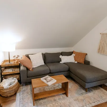 Hygge House-luxurious secluded 3BR guesthouse