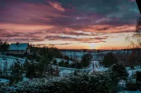 Beautiful Cottage with a fireplace