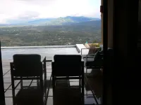 Beautiful house, views, pool, best climate Hotels in Atenas