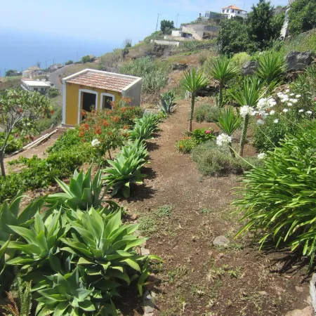 Villa with private pool, large garden and stunning sea view