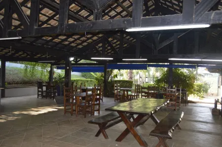 A wonderful farm in Mairinque Отели в г. Майринки