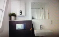 The small cottage by the stream 트리어 호텔