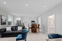 New and spacious suite close to town, attractions and hospital