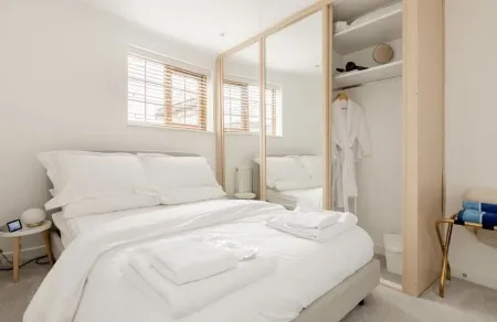 Rose Mews Central Broadstairs Отели рядом с достопримечательностью «Залив Вайкинг»