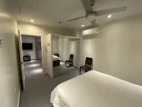 Dream Maho. Right on the Maho Village strip. Casino, Beach, Airport, Restaurants Hotels in Lowlands