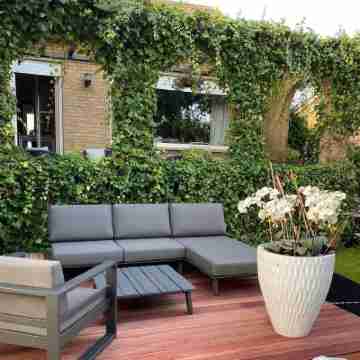 Comfortable apartment, close to downtown and train station Hotel Exterior