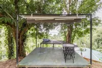 Mountain Jungle Cozy Apartment - with POOL + WIFI + A/C