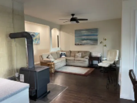 2 bedroom Oceanfront  - Billing spit Hotels in Sooke
