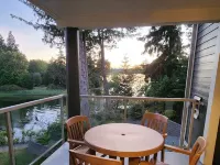 Relaxing retreat at Pacific Shores Resort Condo 1 Bedroom + Kitchen Hotels in Nanaimo E