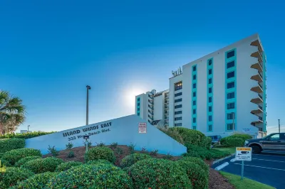 Island Winds East Hotels near Southport Campground