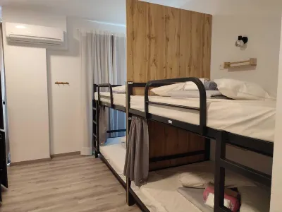 Four Rooms Hostel