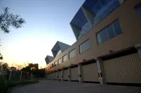 Le Ville - parking