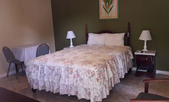 Golden Shore Resort
