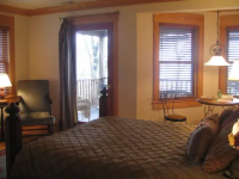 Cypress Moon Inn Hoteles en Kitty Hawk