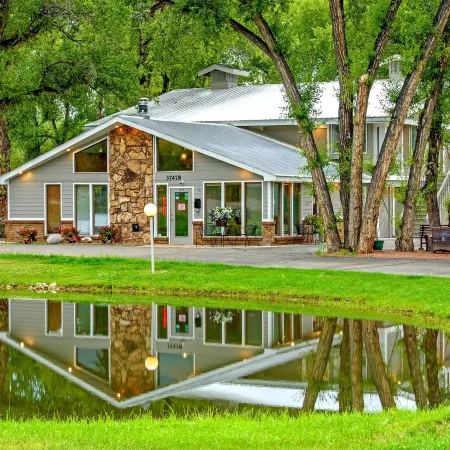 The Gunnison Inn at Dos Rios Golf Course