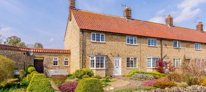 Ivy Cottage Hotels in Ryedale District