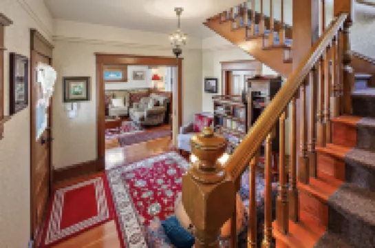 Abigail's Bed and Breakfast Inn